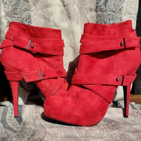 Shi by JOURNEYS Shoes - Red strappy sexy ankle boots